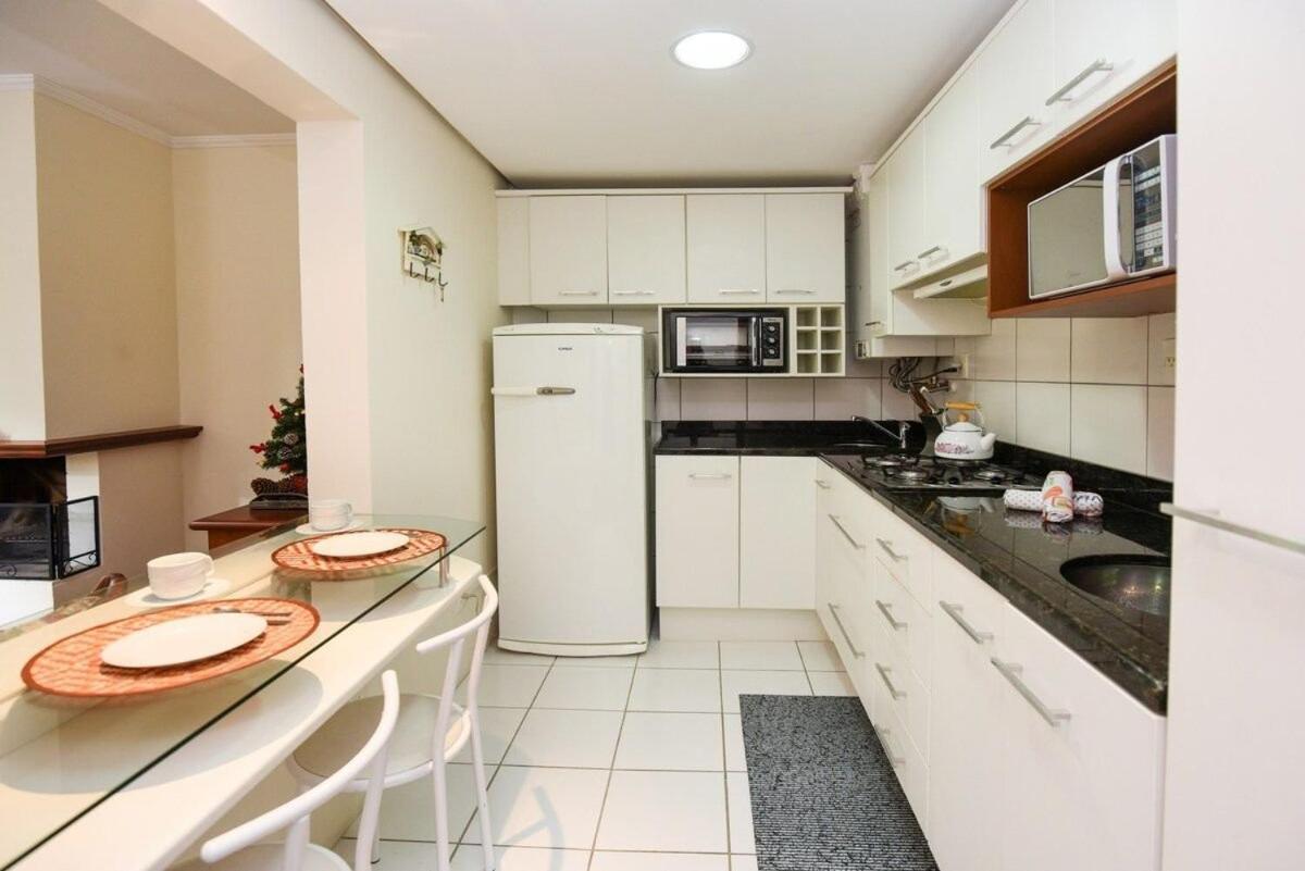 Rosa Edificio Bavaria Apartman Gramado Kültér fotó